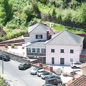 casa-do-ribeiro-frio.madeira-islandshotels.com/